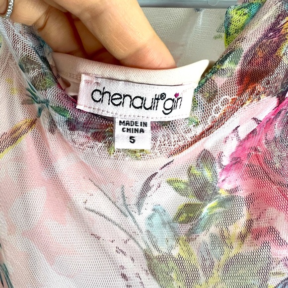 Girls dress size 5 - Picture 2 of 5